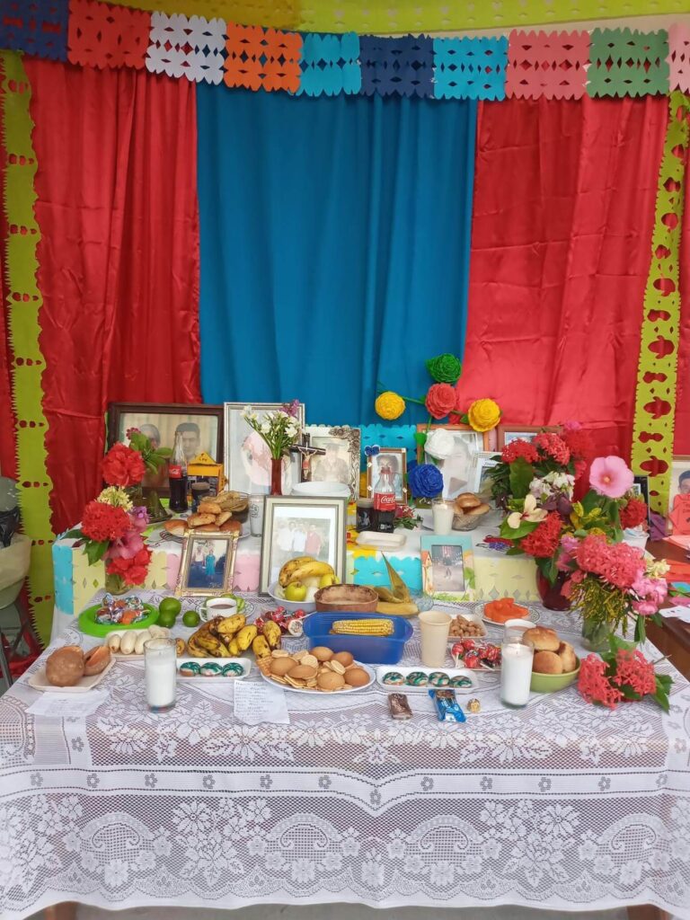 Altar for finados.